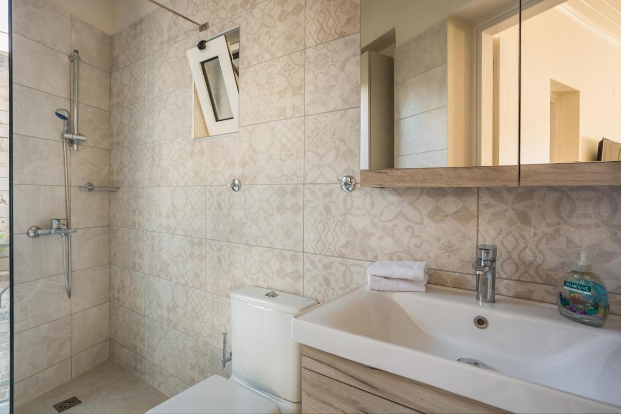 The Lagoon Luxury House Argostoli  Ngoại thất bức ảnh